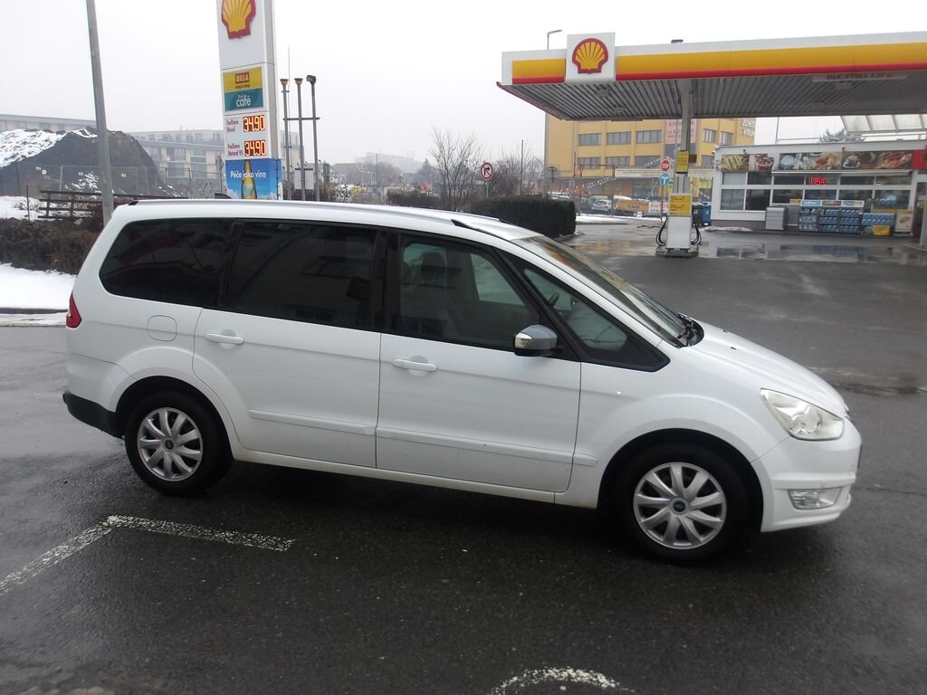 Ford Galaxy MPV 2,0 l 107 kw