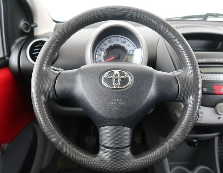 Toyota Aygo Hatchback 998,0 50 kw