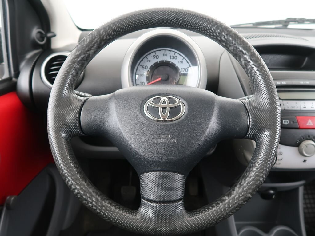 Toyota Aygo Hatchback 998,0 50 kw