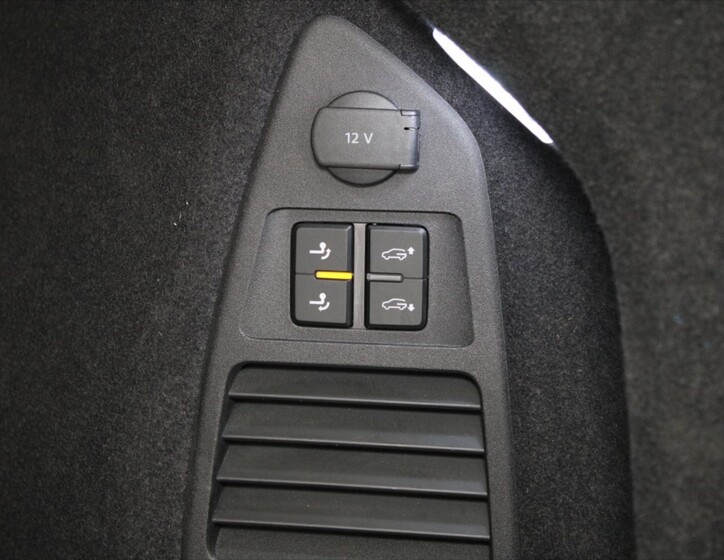 Volkswagen Touareg 25