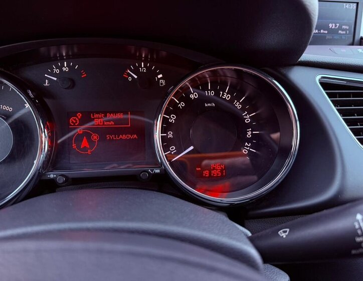 Peugeot 3008 Kombi 2,0 l 110 kw