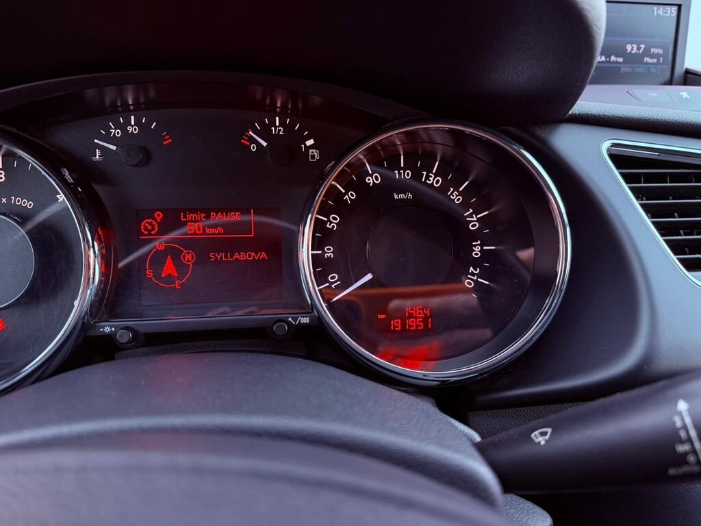 Peugeot 3008 Kombi 2,0 l 110 kw