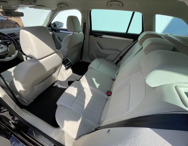 Škoda Superb Kombi 2,0 l 110 kw