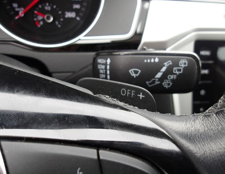 Volkswagen Passat Kombi 1,6 l 88 kw