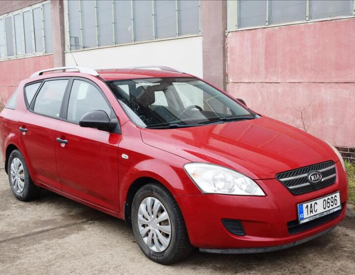 KIA Ceed 8