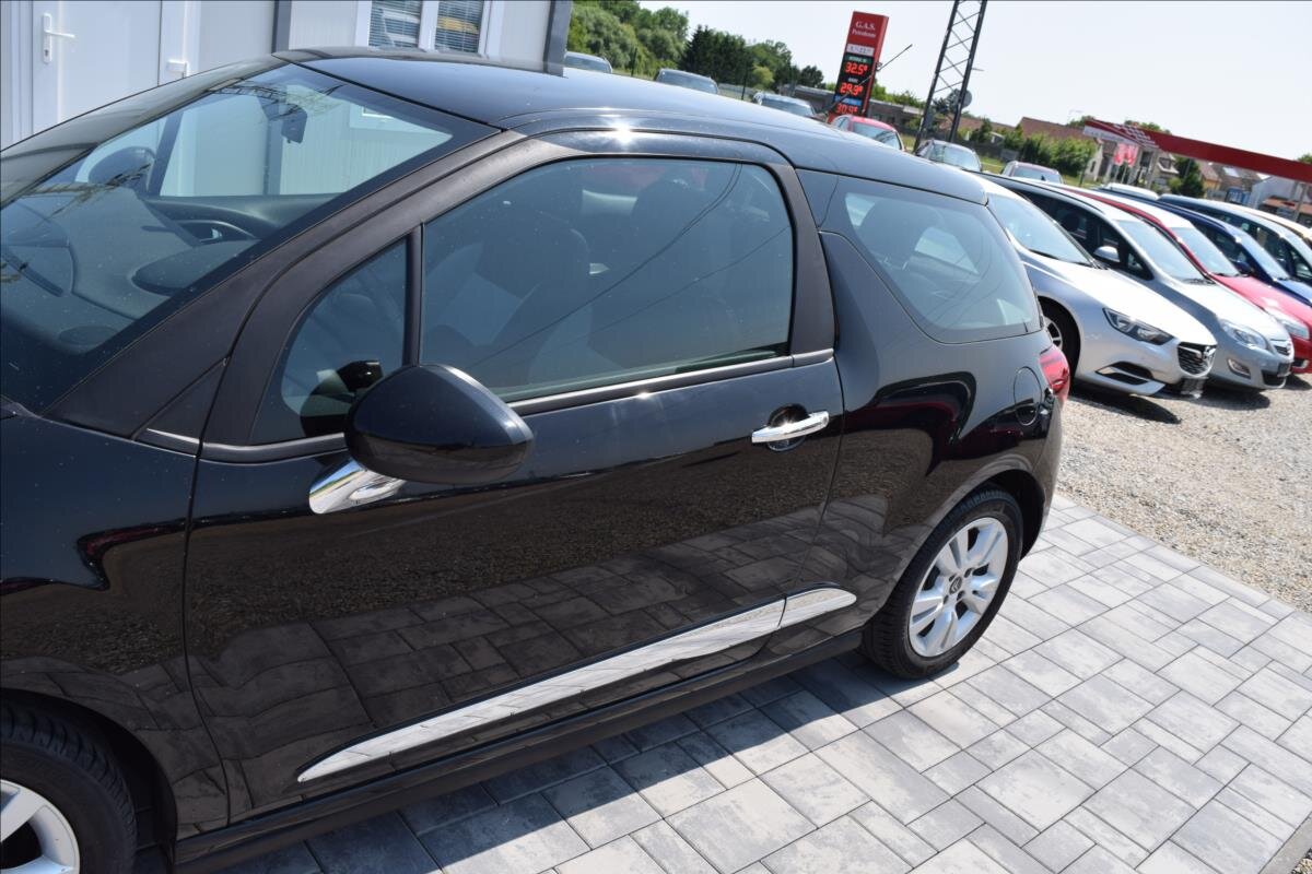 Citroën DS3 Hatchback 1,2 l 60 kw