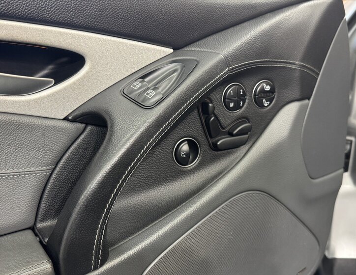 Mercedes-Benz SL Kabriolet 5,4 l 368 kw