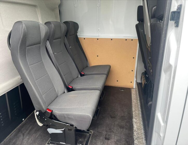 Nissan Interstar Skříň 2,3 l 100 kw