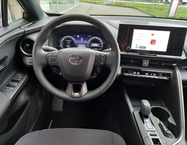 Toyota C-HR 12