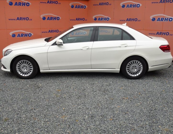 Mercedes-Benz Třídy E Sedan 2,1 l 125 kw