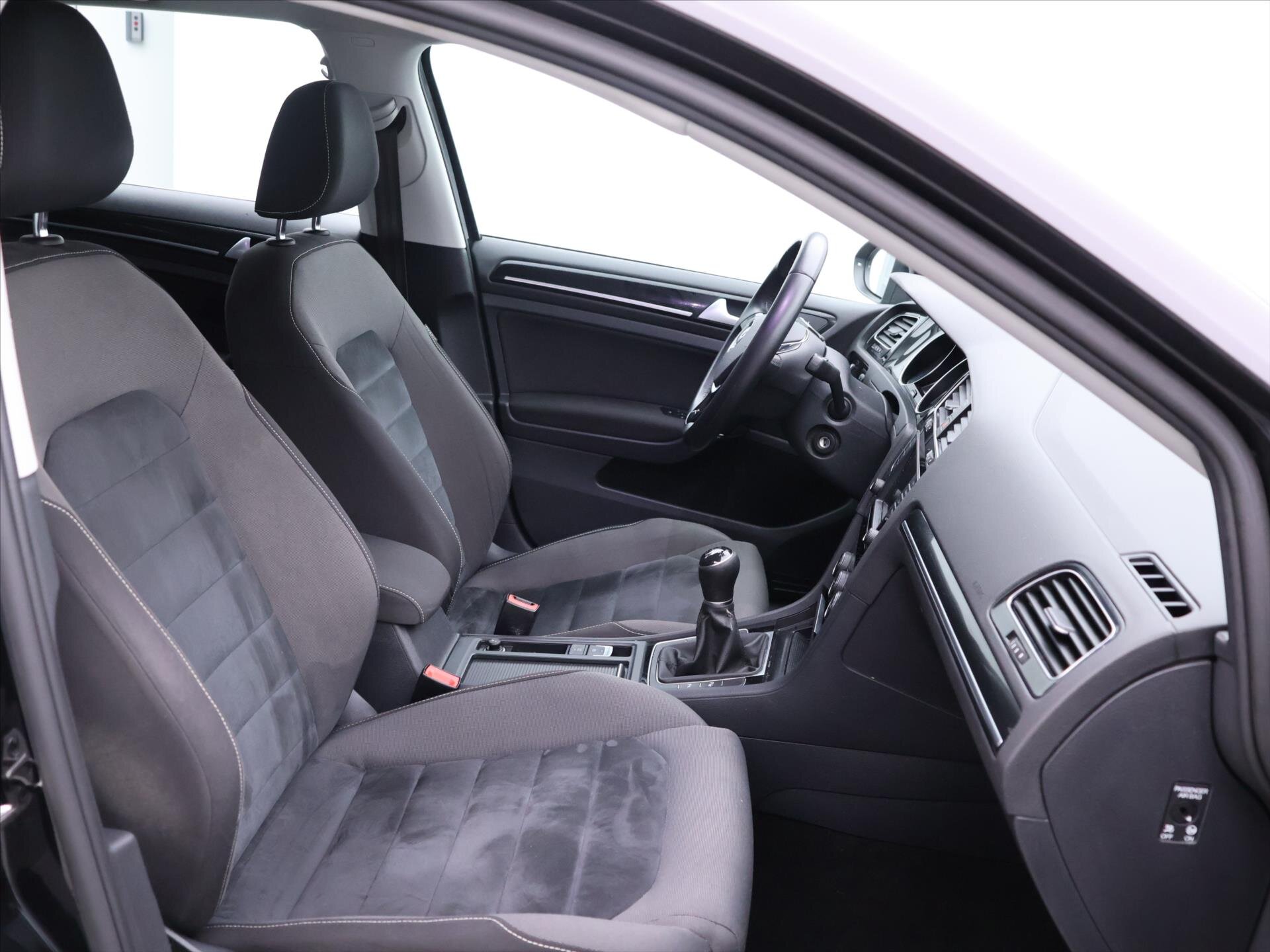 Volkswagen Golf Kombi 1,4 l 92 kw