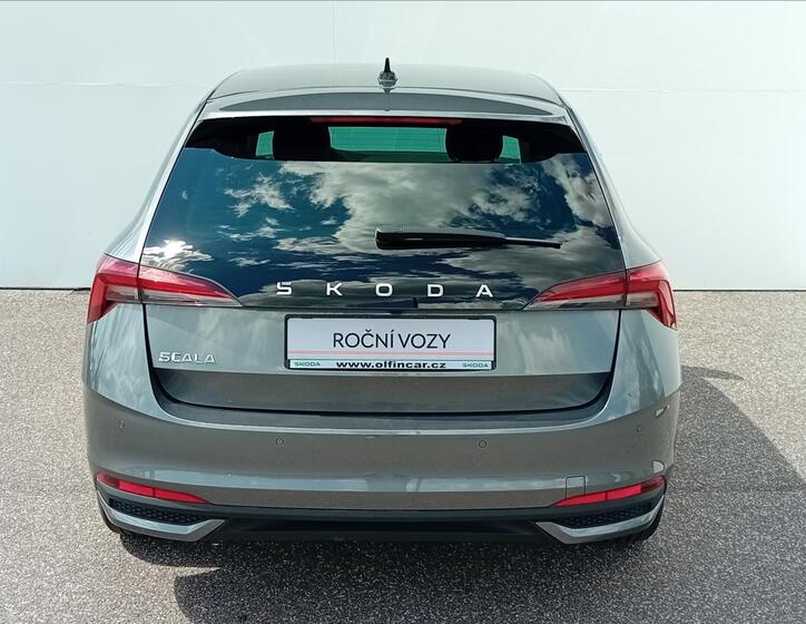 Škoda Scala 8