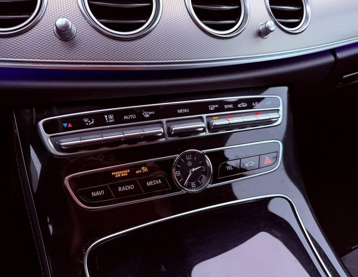 Mercedes-Benz Třídy E 23