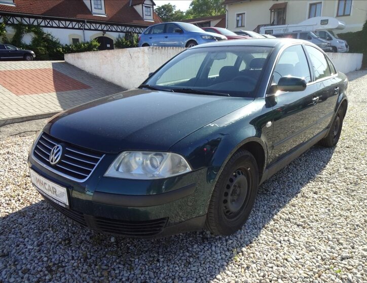 Volkswagen Passat Sedan 1,6 l 75 kw
