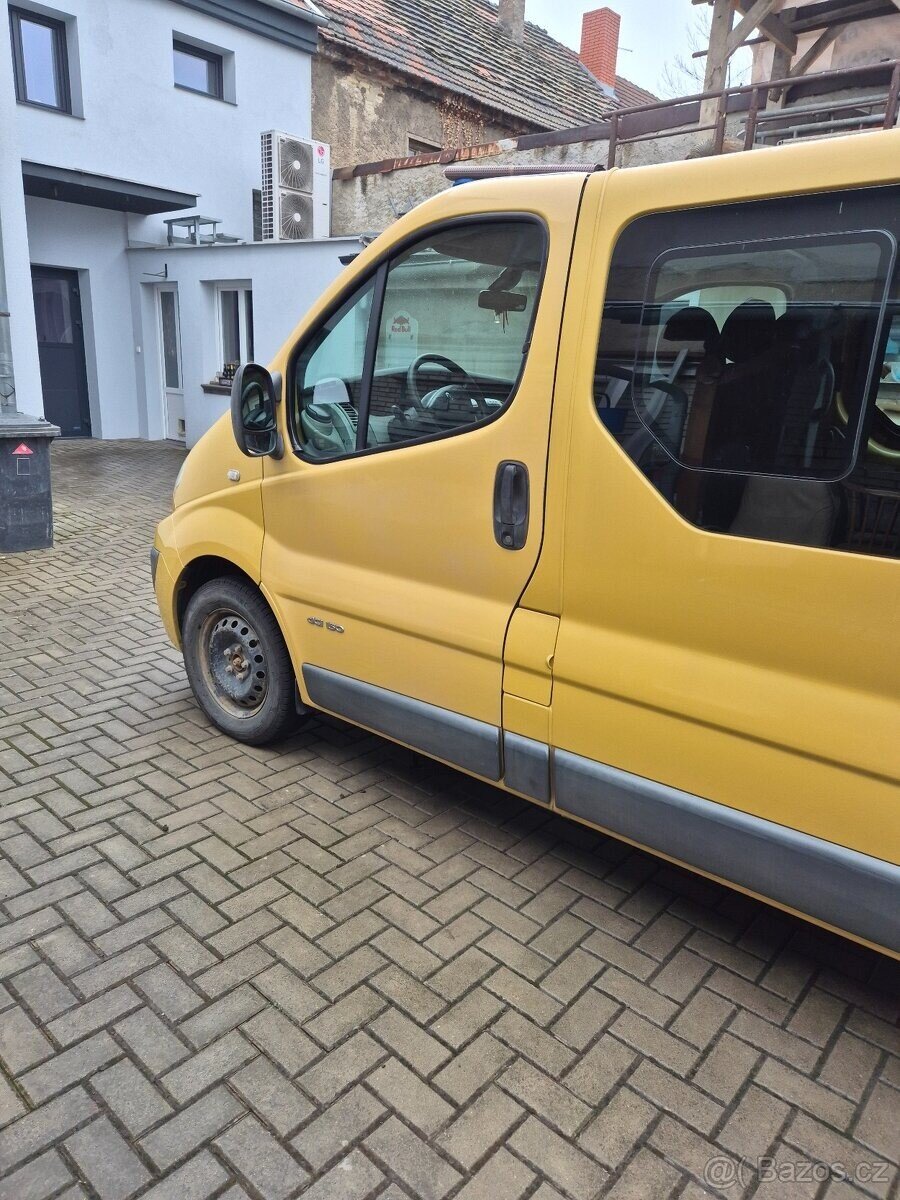Renault Trafic VAN-Minibus 0,0 107 kw