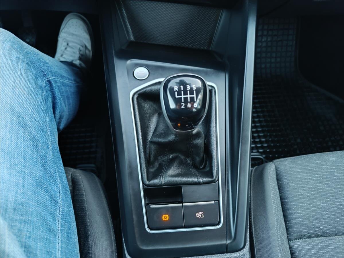 Volkswagen Golf Kombi 1,5 l 96 kw