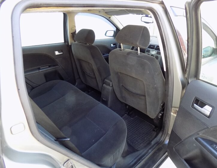 Ford Mondeo Kombi 2,0 l 107 kw