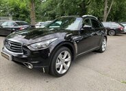 Infiniti QX70 1