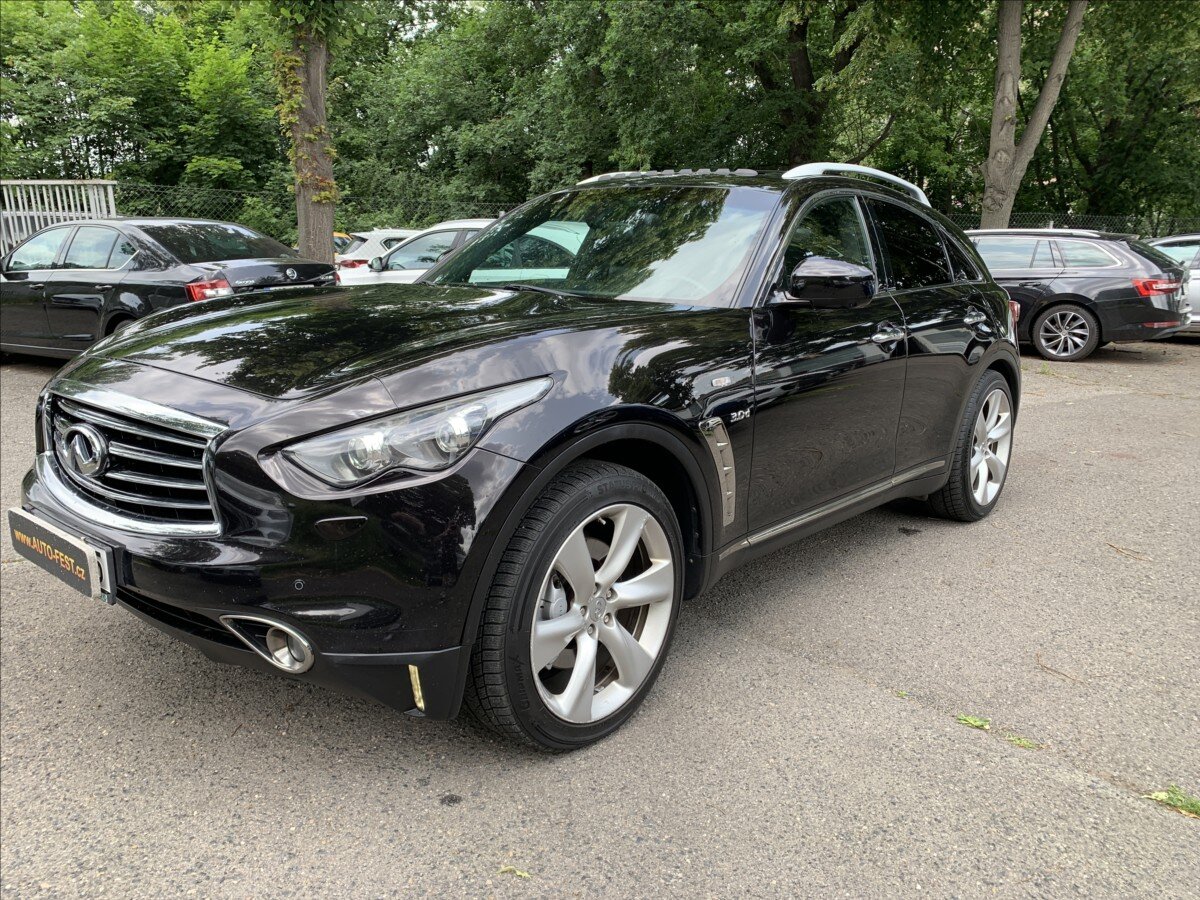 Infiniti QX70