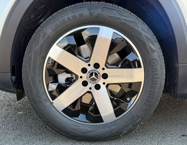 Mercedes-Benz GLB SUV / Terénní 2,0 l 110 kw