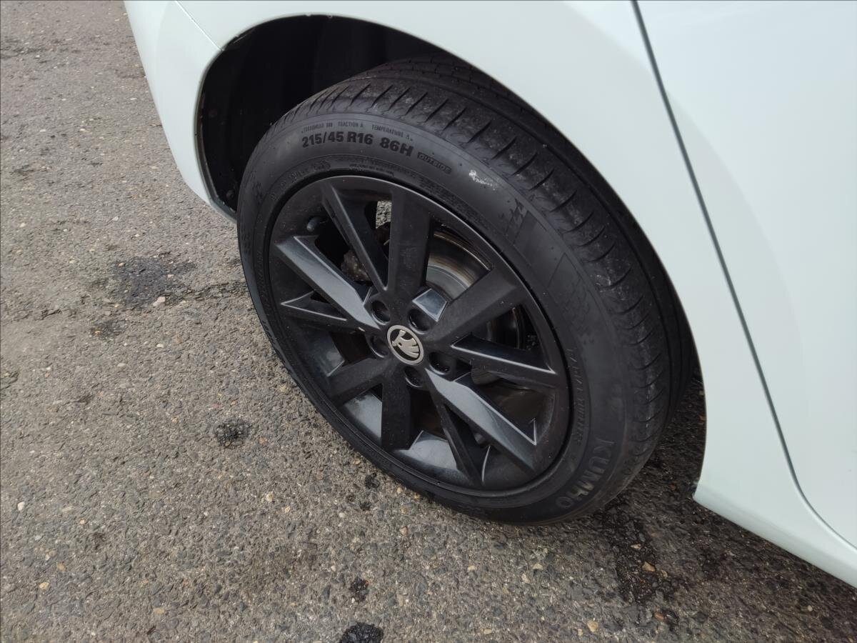 Škoda Fabia Hatchback 1,2 l 66 kw