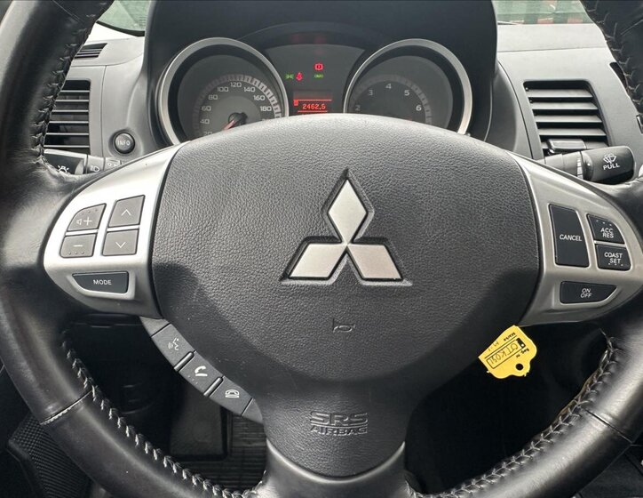 Mitsubishi Lancer Sedan 1,8 l 105 kw