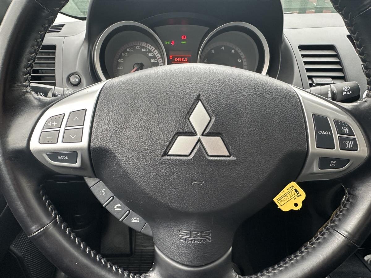 Mitsubishi Lancer Sedan 1,8 l 105 kw