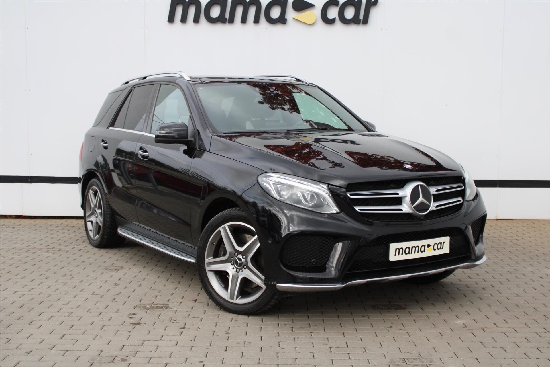 Mercedes-Benz GLE SUV 4,7 l 335 kw