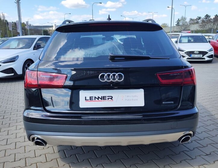 Audi A6 Allroad Kombi 3,0 l 160 kw