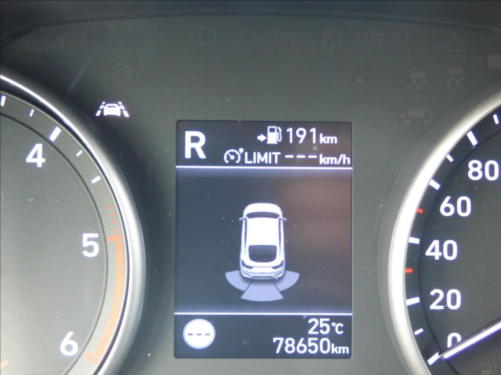 Hyundai i30 Liftback 1,6 l 100 kw