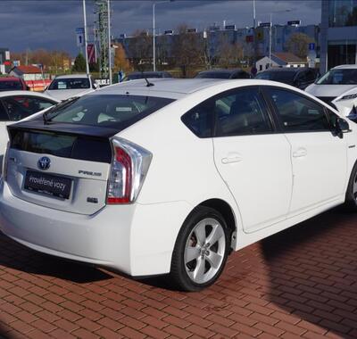 Toyota Prius 4