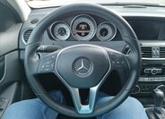 Mercedes-Benz Třídy C Kupé 2,1 l 150 kw