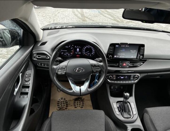 Hyundai i30 Kombi 998,0 88 kw