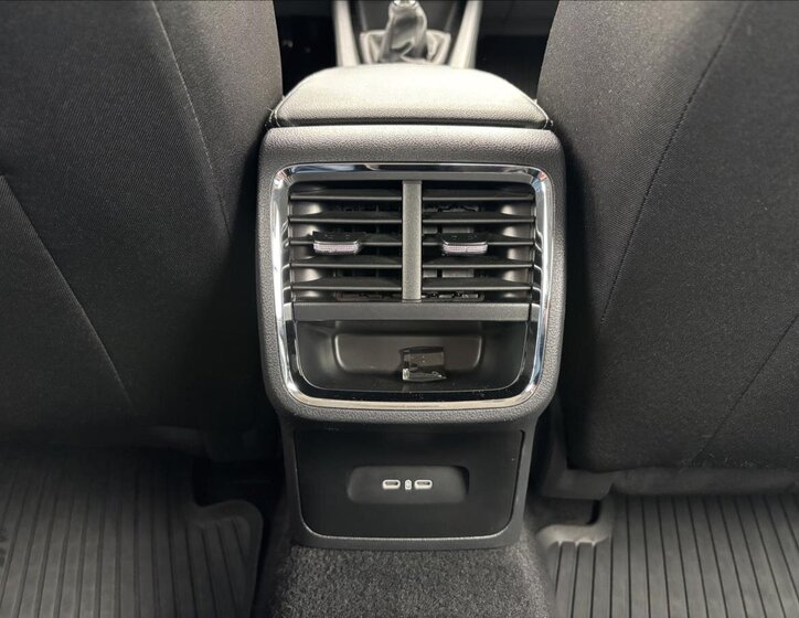 Škoda Octavia Sedan / Limuzína 2,0 l 85 kw