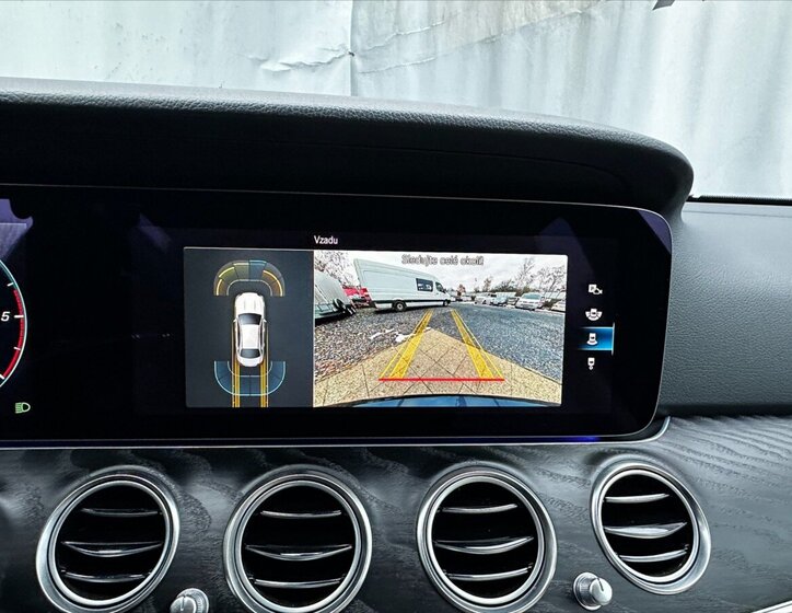 Mercedes-Benz Třídy E 31