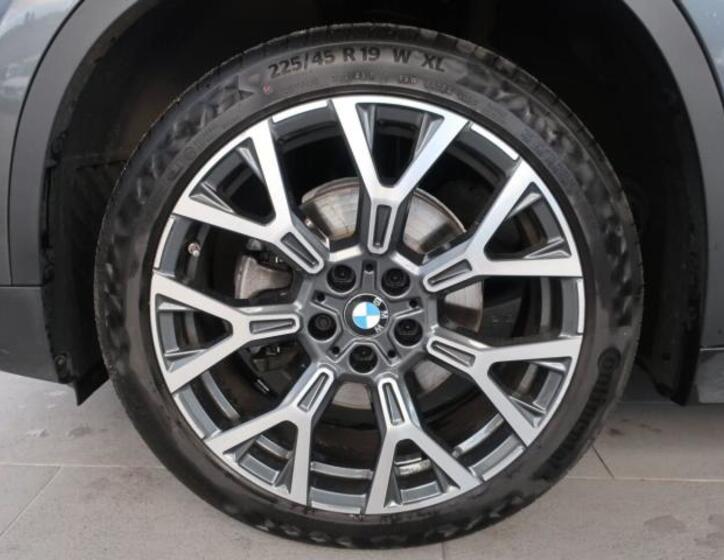 BMW X1 19