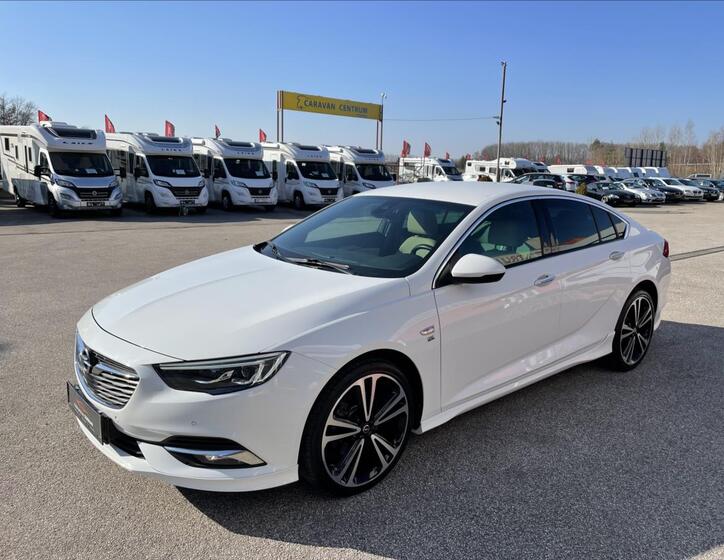 Opel Insignia 2