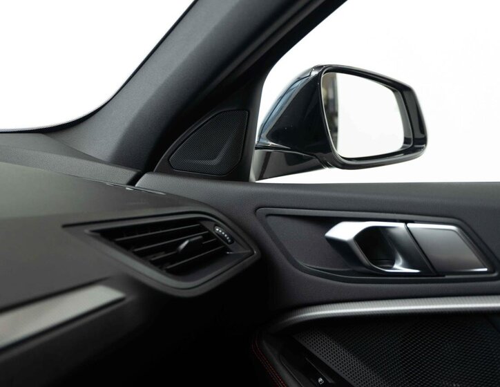 BMW Řada 1 Hatchback 2,0 l 195 kw