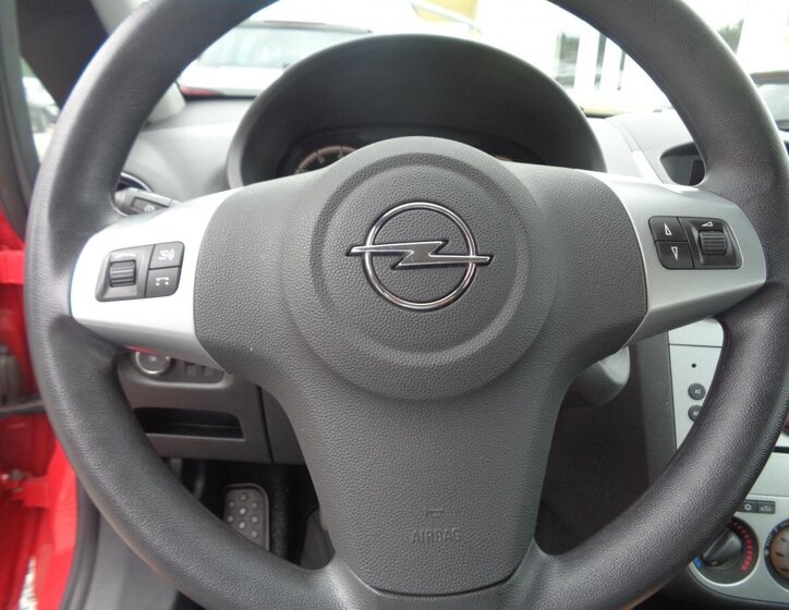 Opel Corsa Hatchback 1,2 l 63 kw