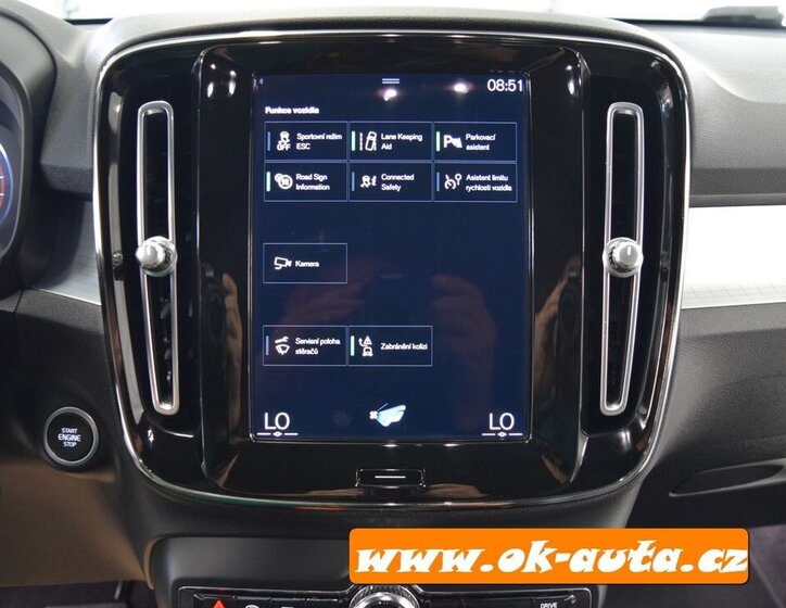 Volvo XC40 SUV 2,0 l 120 kw