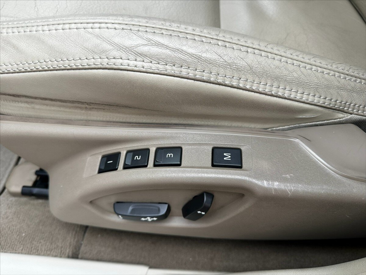 Volvo XC60 SUV / Terénní 2,4 l 136 kw