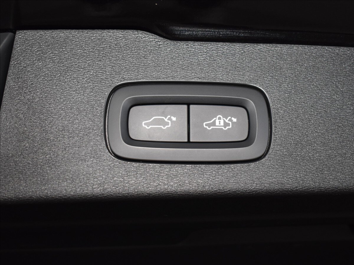 Volvo V60 Kombi 2,0 l 147 kw