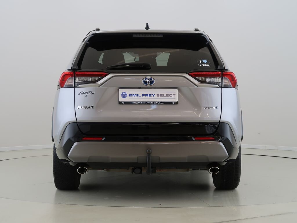 Toyota RAV4 SUV / Terénní 2,5 l 131 kw