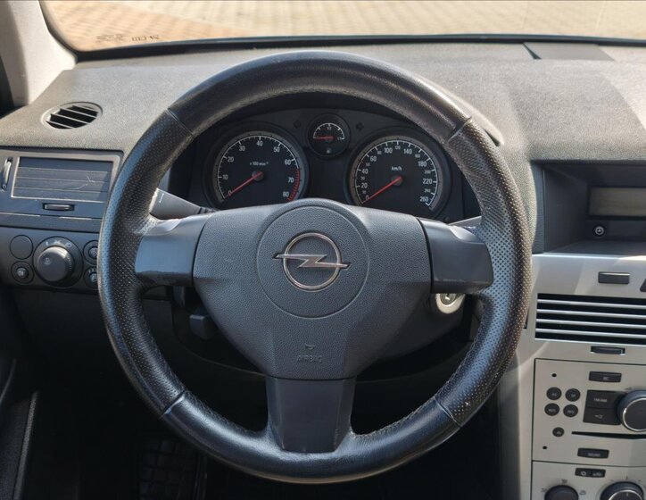 Opel Astra Kombi 1,4 l 66 kw