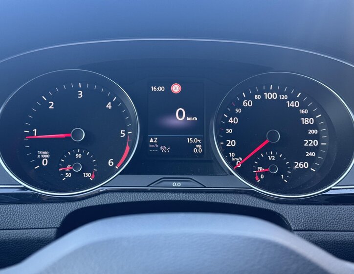 Volkswagen Passat Kombi 2,0 l 110 kw