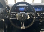 Mercedes-Benz CLA Kombi 1,3 l 120 kw