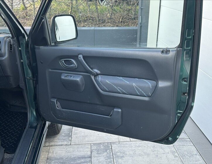 Suzuki Jimny Ostatní 1,3 l 60 kw