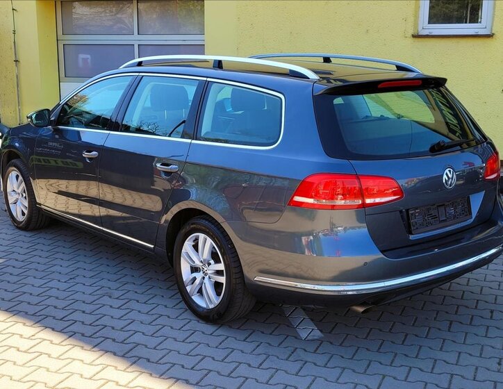Volkswagen Passat Kombi 1,4 l 90 kw