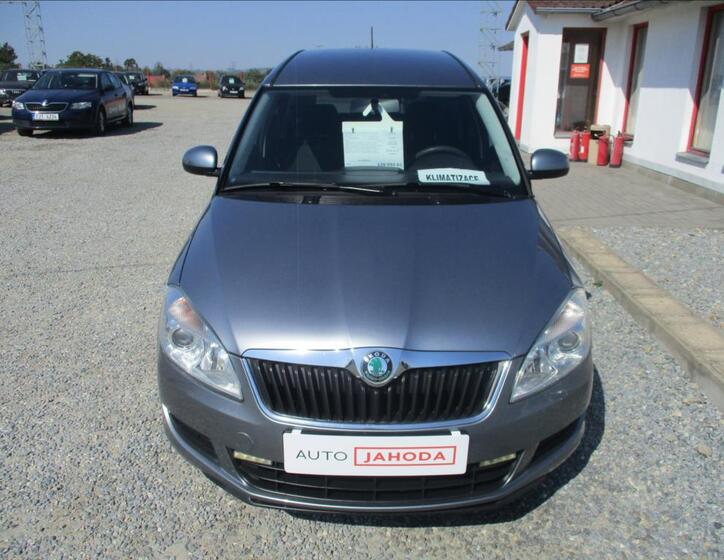 Škoda Roomster 2