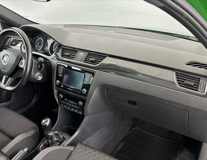 Škoda Rapid Hatchback 999,0 81 kw